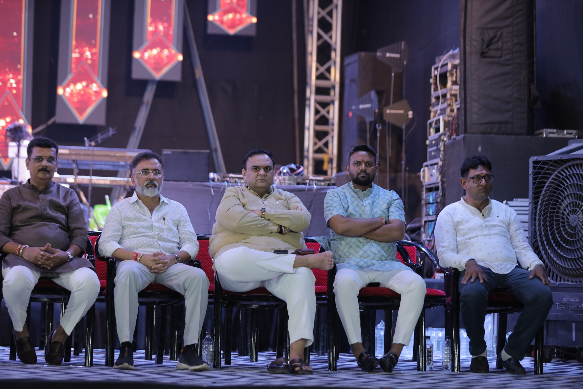 તા.૦૭-૧૦-૨૦૨૪ ના રોજ બારડોલીના લોટસ ગ્રુપ ખાતે નવરાત્રી ઉત્સવ ૨૦૨૪ નો ૫ મો દિવસ ઉજવાયો.